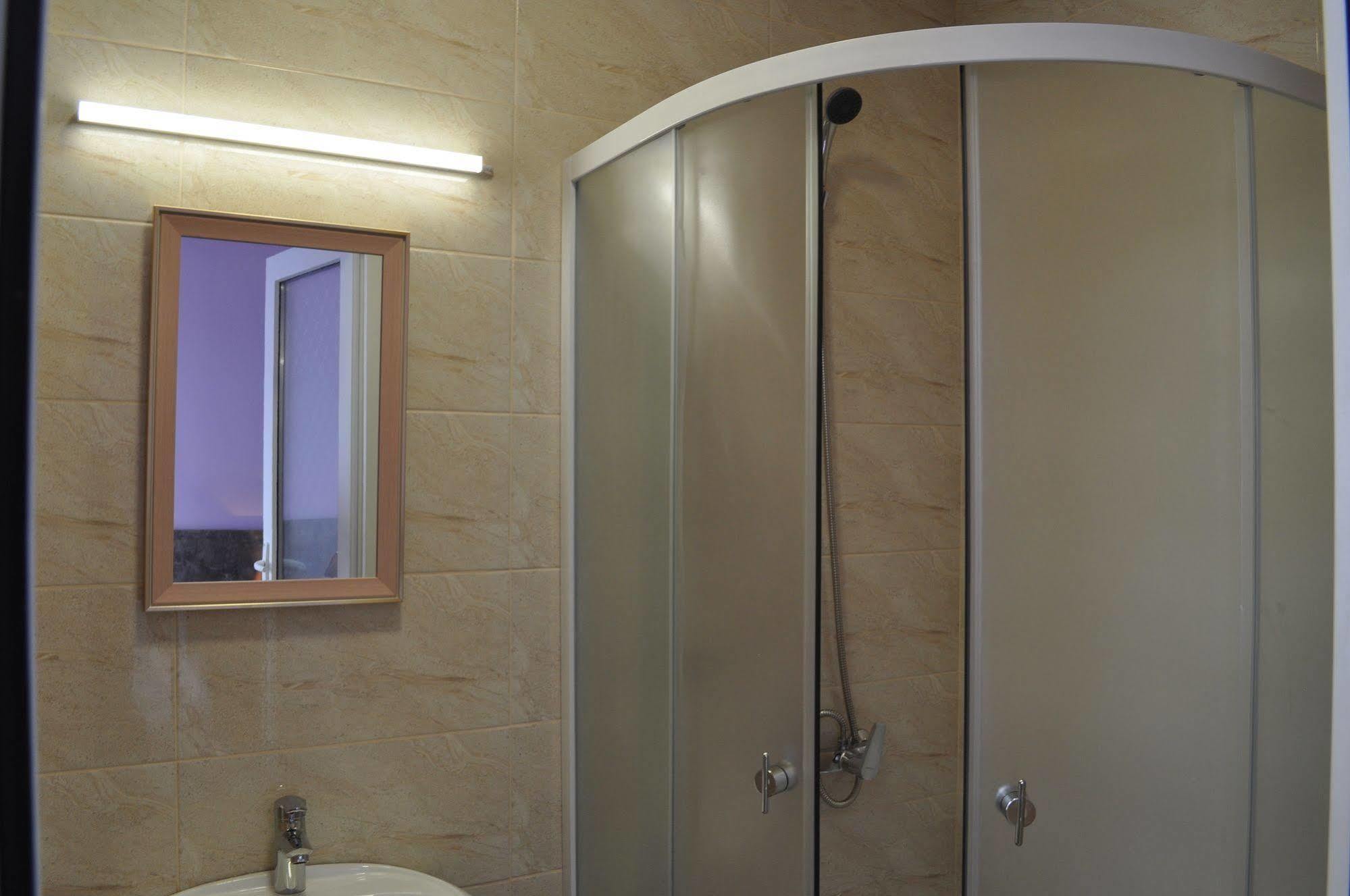 Tiflis Avlabari Hotel Zewnętrze zdjęcie